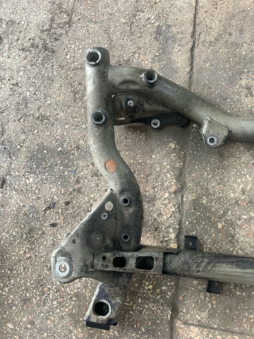 A2126281000 MERCEDES Балка передней подвески (подрамник) купить в Днепр
