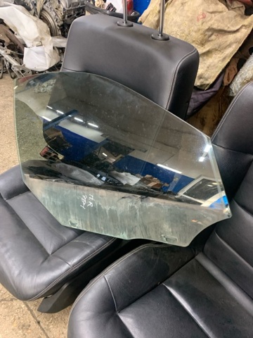 2127250810 MERCEDES Стекло двери передней правой купить в Запорожье