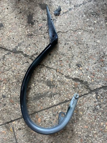 Петля багажника A2127500228 MERCEDES