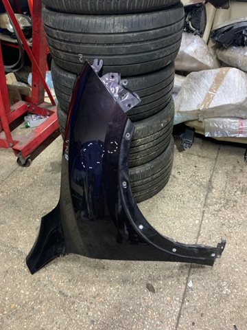 Переднее левое крыло F3101BV8MA NISSAN