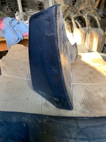 J1017SG255 SUBARU Брызговик задний правый купить в Тернополь