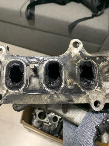 SH0113100B MAZDA Впускной коллектор купить в Кривой Рог