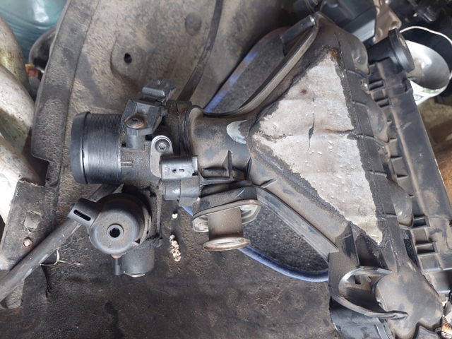 Заслонка воздушная 1251250 FORD