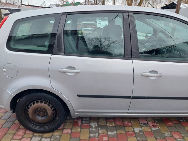 FORD 1382223 Стекло кузова (багажного отсека) правое в наличии Павлоград