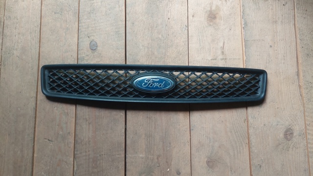 FORD 1530207 Решетка радиатора в наличии Запорожье
