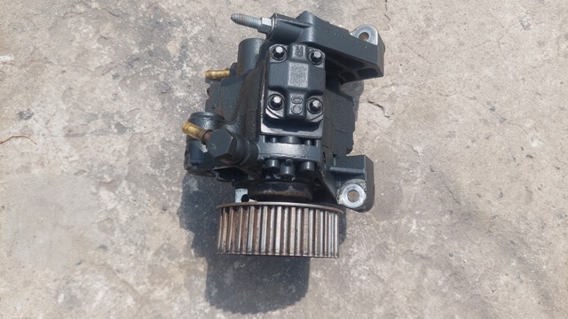 Насос топливный высокого давления 167008859R NISSAN