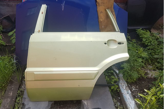 Задняя левая дверь 1692558 FORD