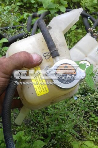 Бачок расширительный 21711JG700 NISSAN