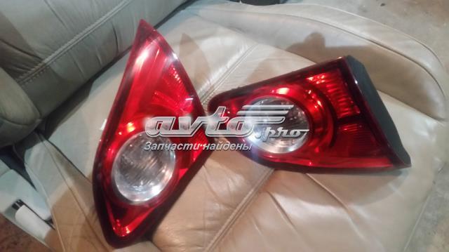 Задний левый внутренний фонарь 26555JD800 NISSAN