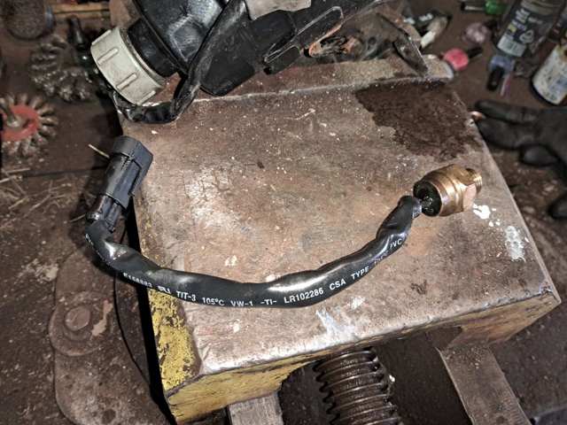 Датчик ТНВД 319242E900 HYUNDAI