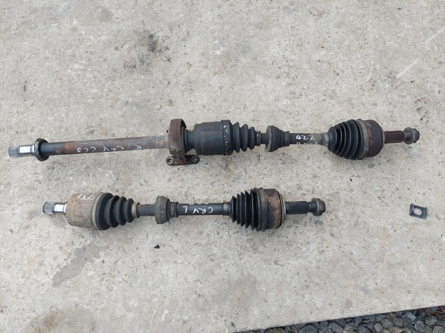 Привод правый 44305SWY000 HONDA