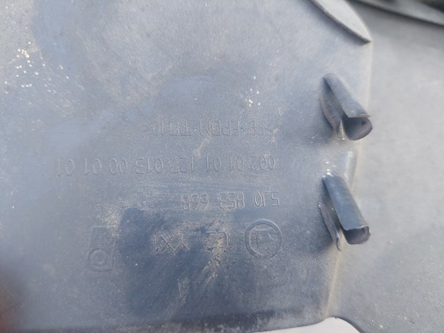 VAG 5J0853668 Решетка радиатора в наличии Винница