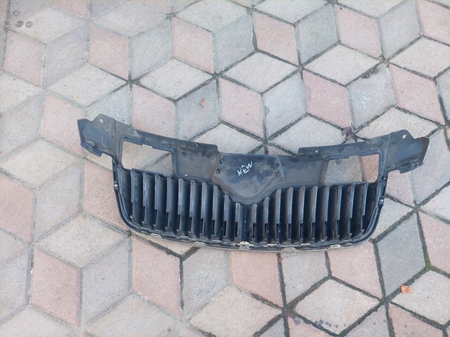 VAG 5J0853668 Решетка радиатора в наличии Хмельницкий