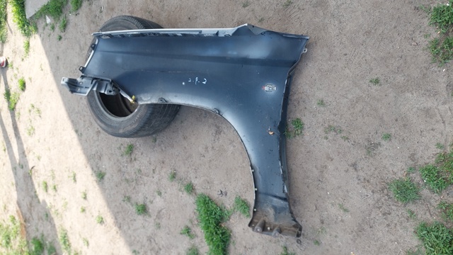 NISSAN 631128H400 Крыло переднее правое в наличии Киев