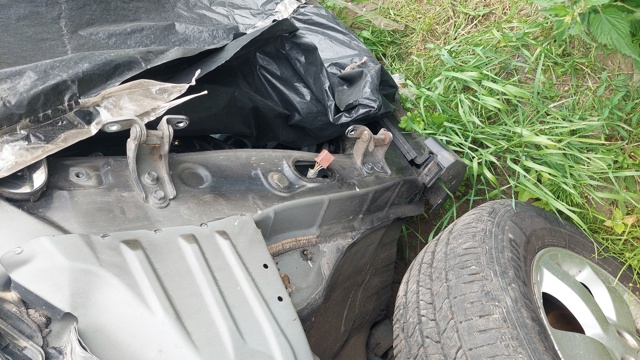 Дверной шарнир водительской вери 67460SWWE01ZZ HONDA