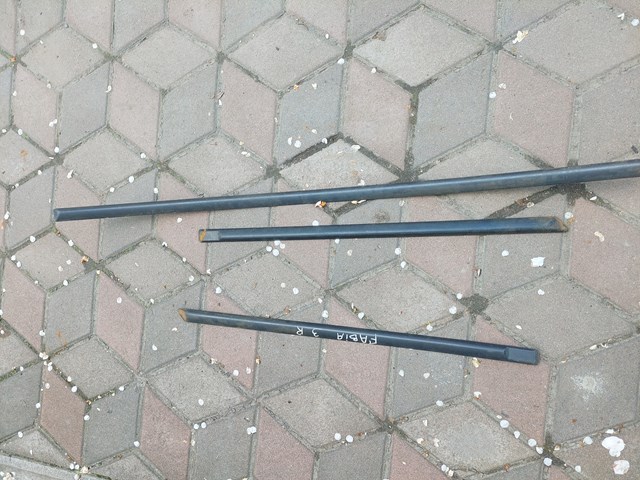 Молдинг задней правой двери 6Y0853754 VAG