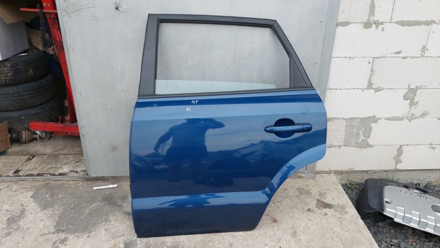 Задняя левая дверь 770032E020 HYUNDAI