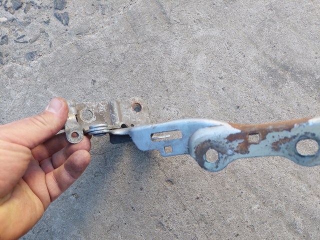 791102F000 HYUNDAI Петля капота левая купить в Запорожье