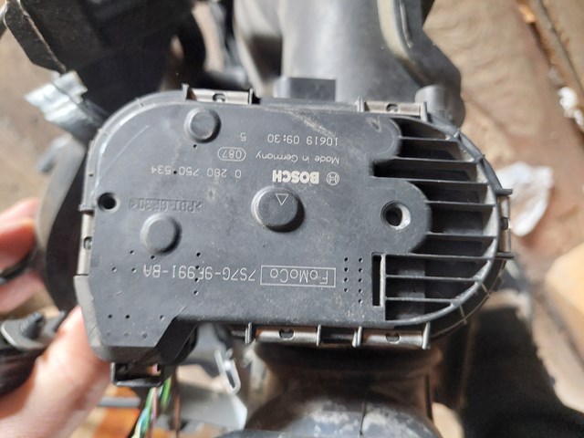 Дроссельная заслонка в сборе 7S7G9F991BA FORD