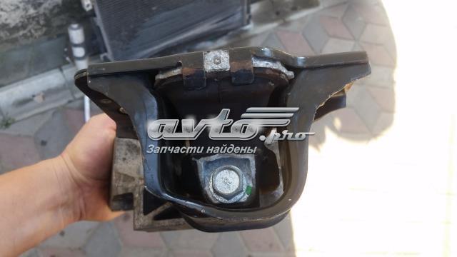 Подушка мотора правая 8200014931 NISSAN