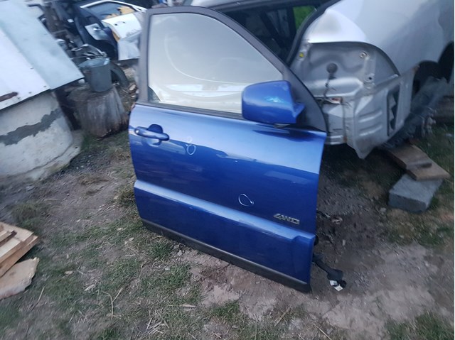 HYUNDAI 824201F000 Стекло двери передней правой в наличии Черкассы