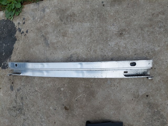 Буфер бампера заднего 850303NF0A NISSAN