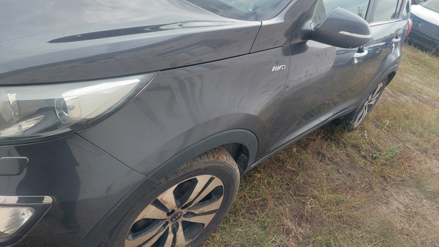 Накладка переднего левого крыла 877113U000 HYUNDAI