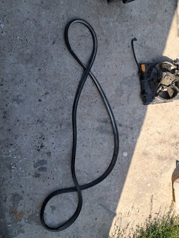 NISSAN 90830JG000 Уплотнитель багажника (двери 3/5-й задней) в наличии Полтава