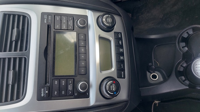 Радиоприемник 961600Z000 HYUNDAI