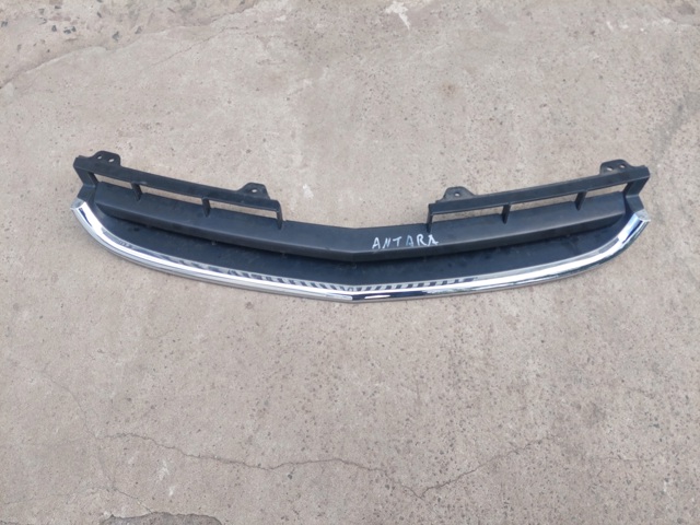 OPEL 96433242 Решетка радиатора в наличии Кривой Рог
