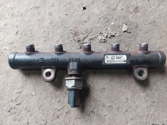Рампа форсунок системы впрыска топлива 9681649580 FORD