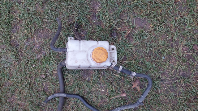 Расширительный бачок охлаждения 96930818 ZAZ