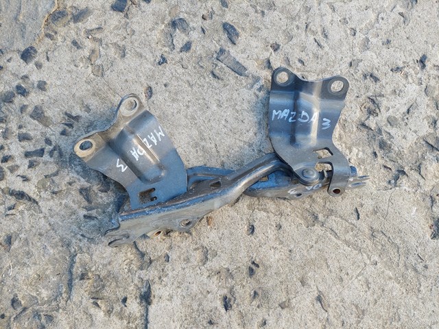 Завеса капота левая Mazda 3