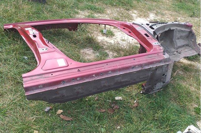 Проем передней правой двери G60321KAMA NISSAN