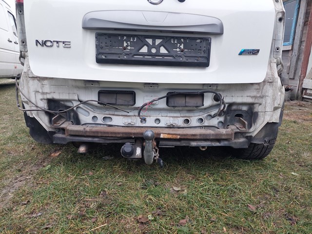 Панель багажного отсека задняя G9100BH0MA NISSAN