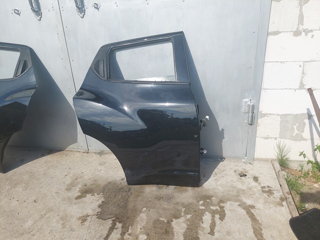 Задняя правая дверь H21001KKMA NISSAN