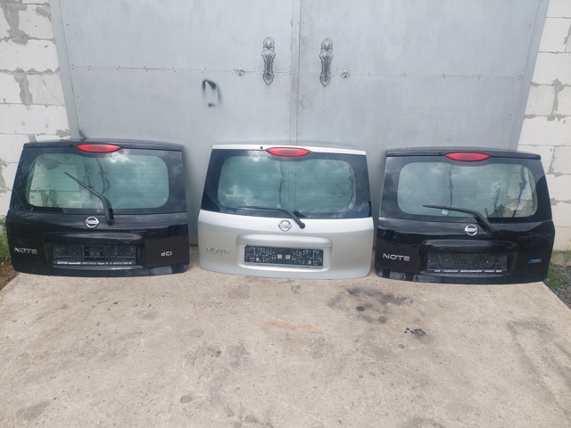 Дверь задняя багажная K01009U0MA NISSAN