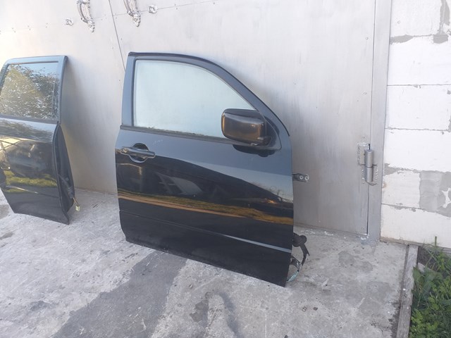 MITSUBISHI MN133604 Дверь передняя правая в наличии Тернополь