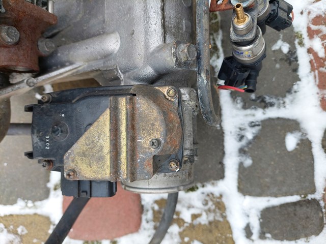 Заслонка воздушная MN135985 MITSUBISHI