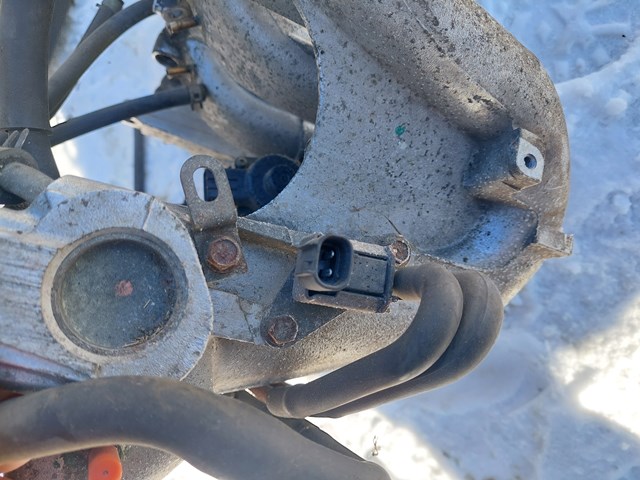 Клапан адсорбера топлива MR507781 MITSUBISHI