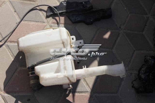 Бачок омывайки MR570436 MITSUBISHI