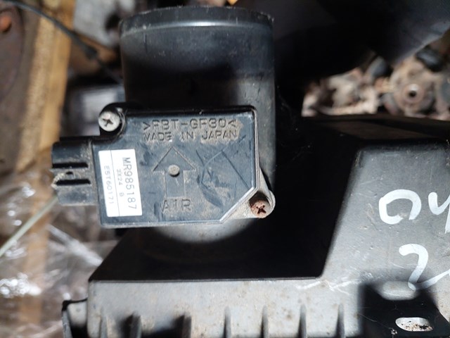 Расходомер воздуха MR985187 MITSUBISHI