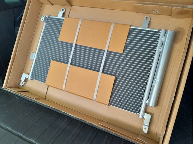 Радиатор системы охлаждения кондиционера 72X2K8C1 POLCAR