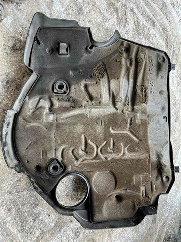 BMW 11147797410 Крышка двигателя в наличии Чернигов