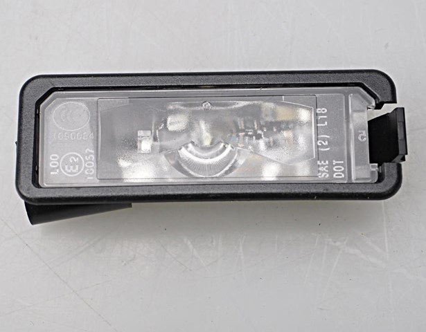 Фонарь подсветки заднего номера 3G5943021 VAG
