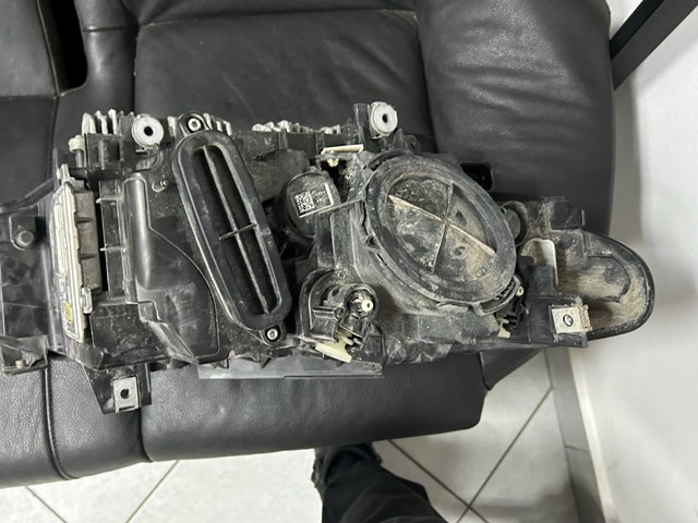 BMW 63117259525 Левая фара в наличии Харьков