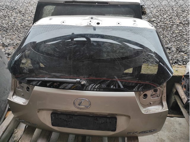 Задняя дверь 6700548220 TOYOTA