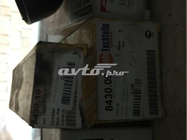 Ролик двери сдвижной правый центральный 843009 AUTOTECHTEILE