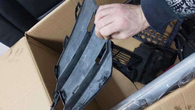 Заглушка противотуманок, левая A1778858300 MERCEDES