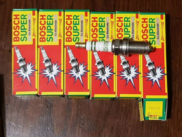Свечи зажигания 0241225574 BOSCH